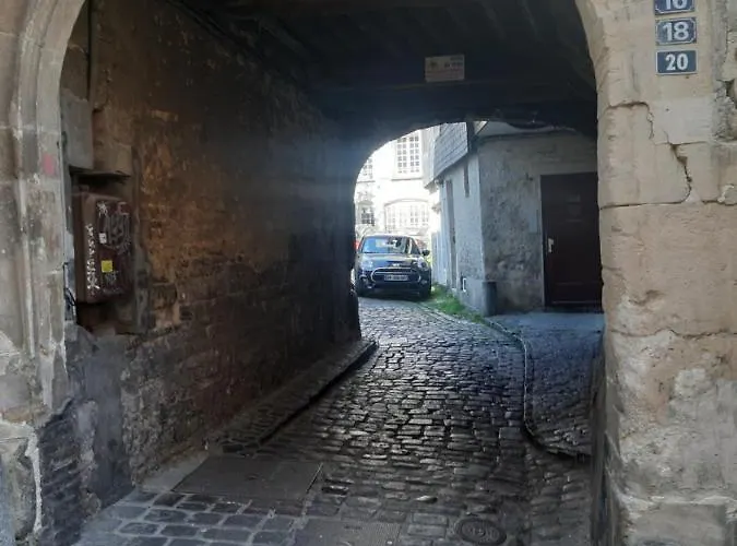 Souplex De La Rue Froide * كان